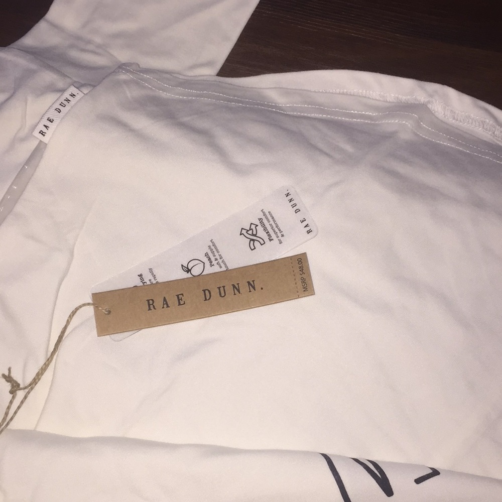 Rae Dunn Long Sleeve Keyhole Top  w/Thumb Holes NWT - Picture 4 of 4